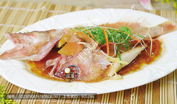 清蒸紅丁魚