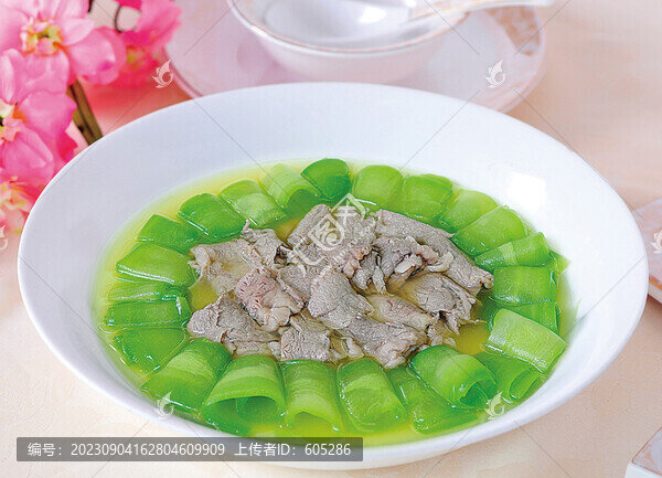 涼瓜青浸雪花牛肉