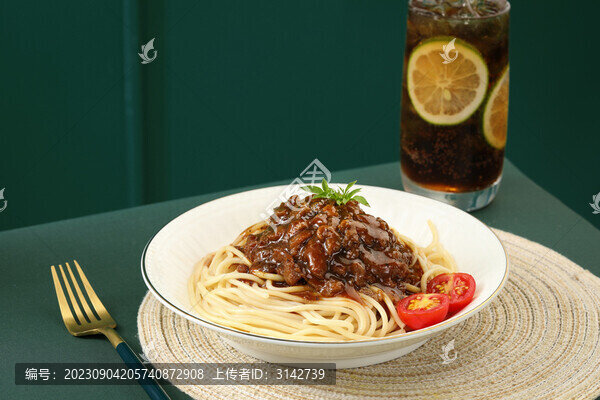 黑椒牛肉意面