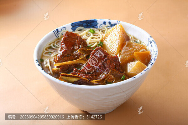 醬排骨粉干