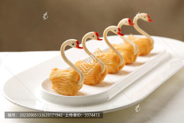 天鵝榴蓮酥