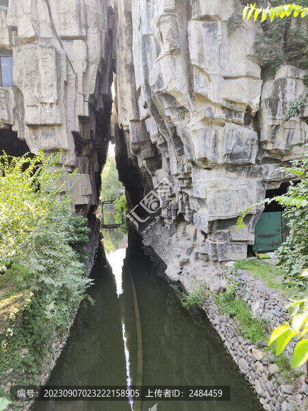 中華民族園一線天峽谷