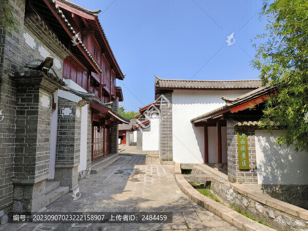 納西族傳統(tǒng)民居