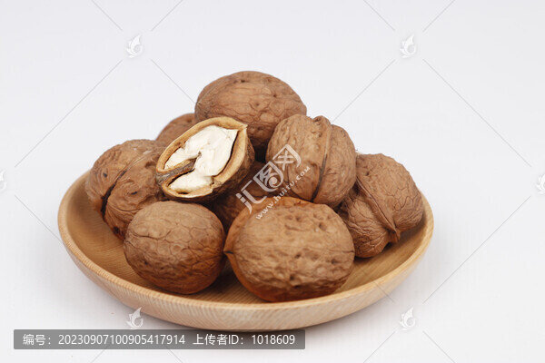 云南核桃新鮮核桃果