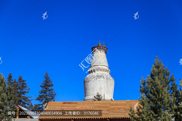 五臺山顯通寺塔院寺大白塔