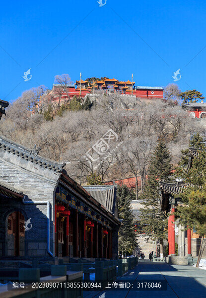 五臺山顯通寺菩薩頂