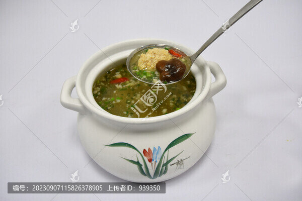 寒菌肉丸湯