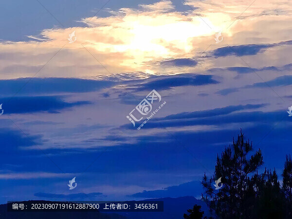 天空