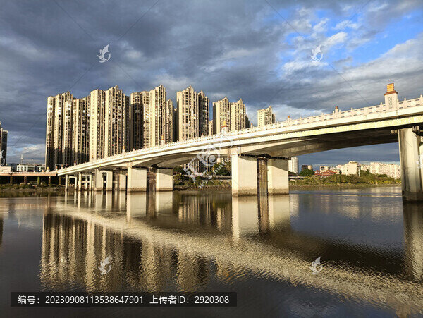 連江解放大橋