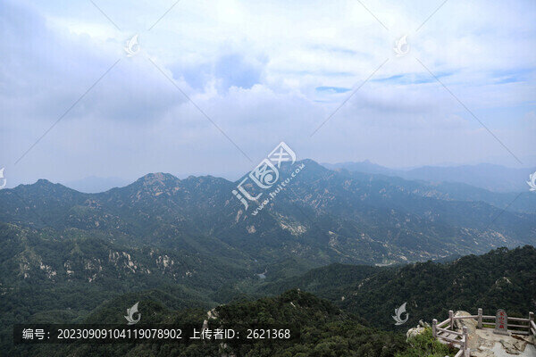 蒙山之顛