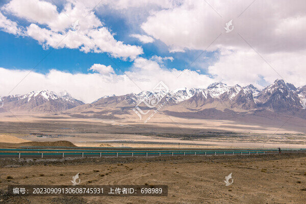 塔縣帕米爾高原盤龍古道