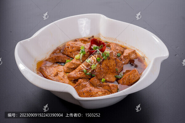 燉豆腐