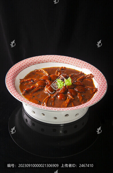 鮑汁鵝掌扣鮑魚(yú)