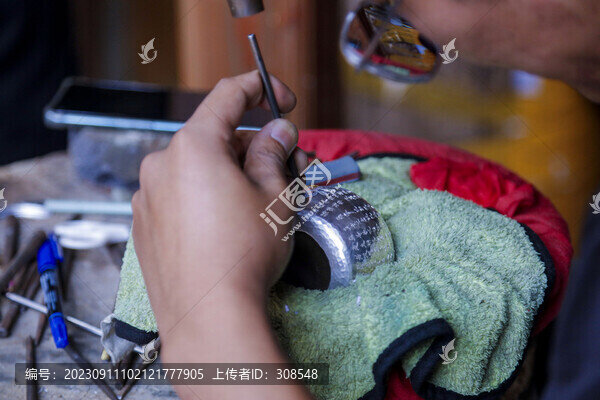 手工篆刻文字茶壺