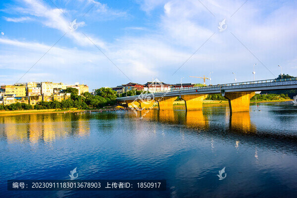 桂林虞山橋風(fēng)光