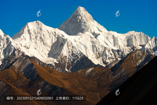 川西雪山