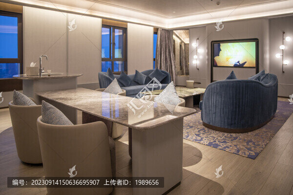 客廳沙發(fā)