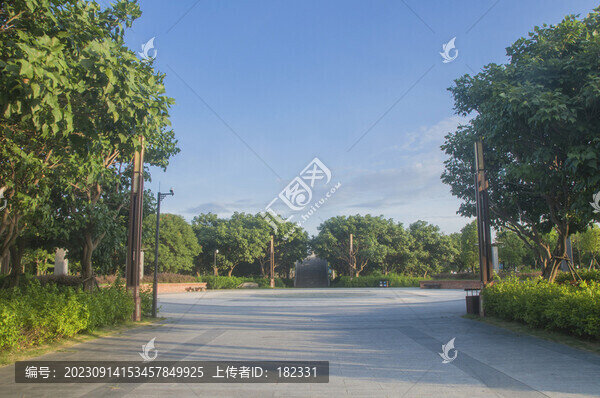 筍江公園的廣場
