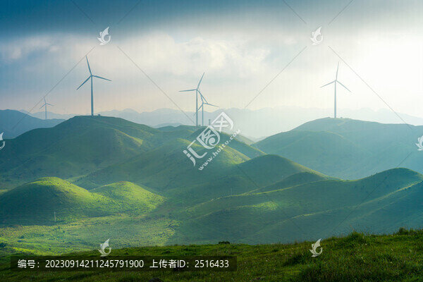 邵陽南山牧場草原風力發(fā)電風光