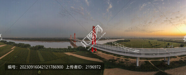 寬幅濟南黃河鳳凰大橋全景