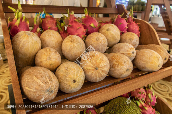 星級(jí)酒店自助餐廳蔬果陳列