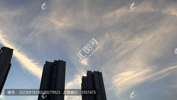 藍天白云