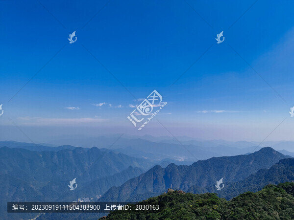 遠(yuǎn)山