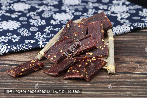 牛肉干風(fēng)干牛肉牦牛肉云南特產(chǎn)