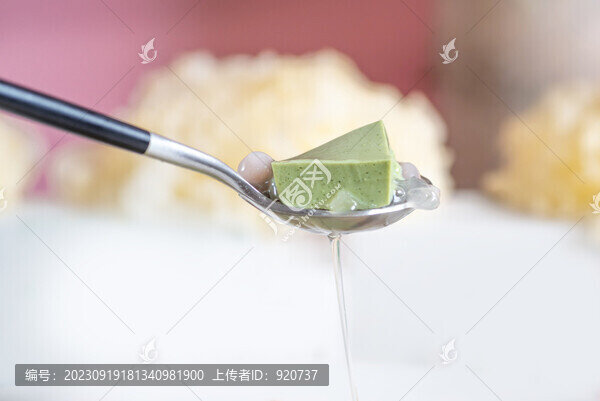 抹茶豆腐銀耳羹