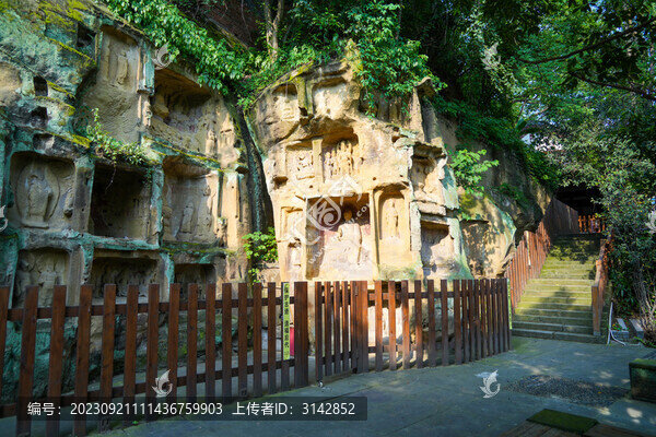 內(nèi)江翔龍山石窟
