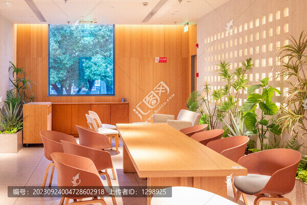 時(shí)尚飲品店內(nèi)景