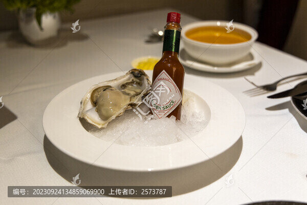 超4K新鮮生蠔刺身配胡椒醬