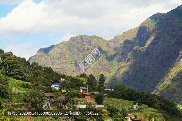 云南山村