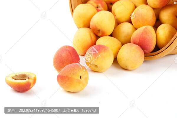 成熟的大杏