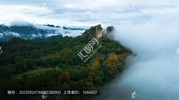 竇圌山