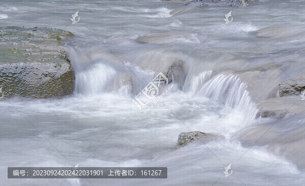 江水濤濤