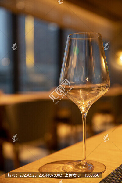 紅酒杯