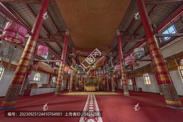 傣族佛寺傣族文化雕塑