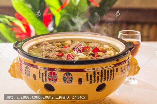 酸菜牛肉