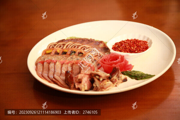 鹵味拼盤