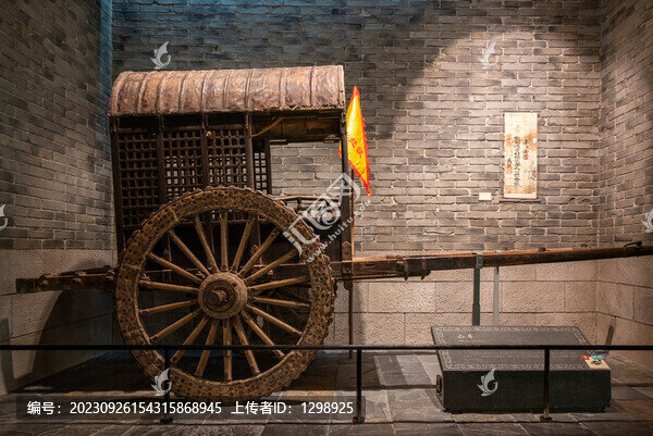 古代木輪轎車