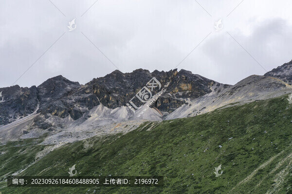 高原雪線風(fēng)光
