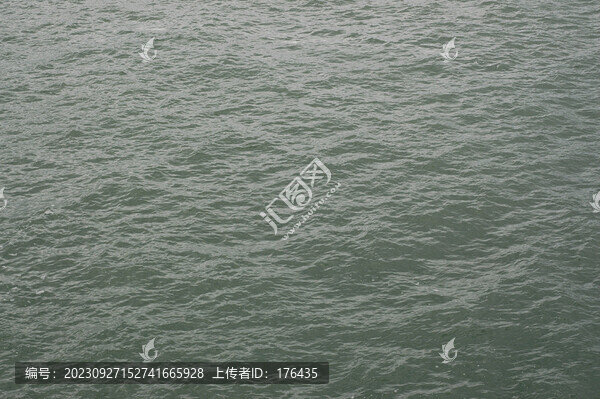 平靜的水面
