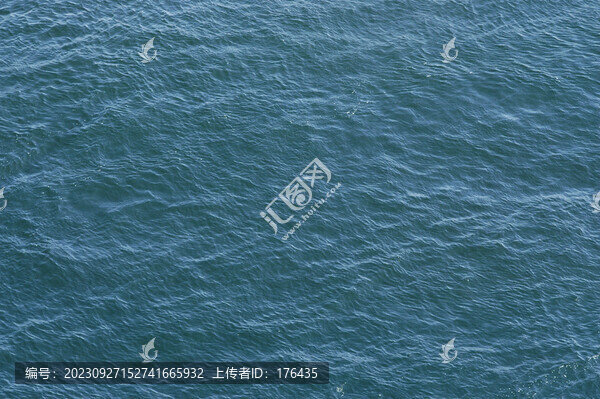 平靜的水面