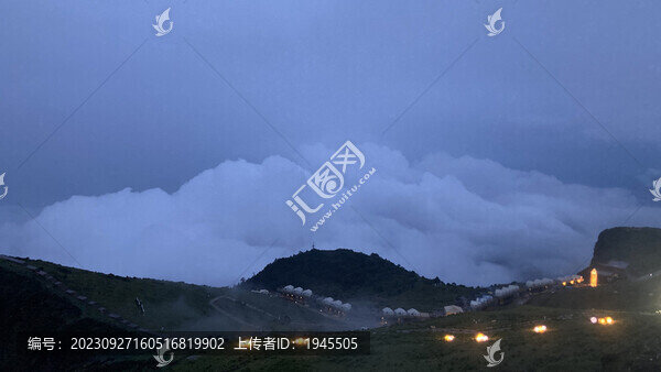 牛背山