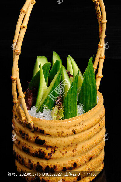 冰鎮(zhèn)黃瓜冰鎮(zhèn)青瓜