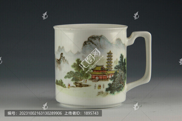 解初淺絳畫深山寶寺人物杯