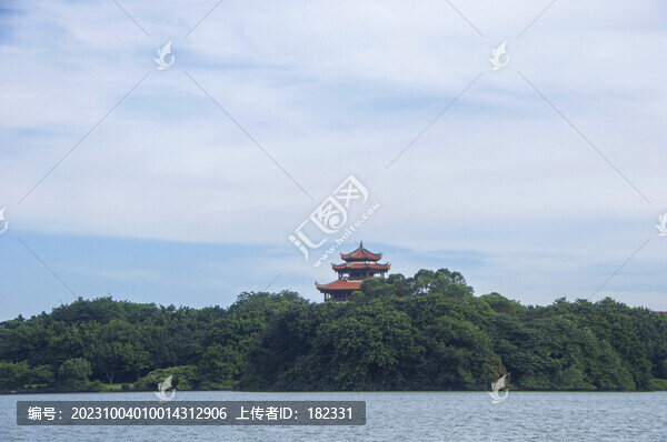 綠島樓閣