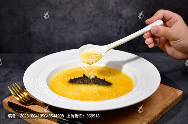 小米燉遼參