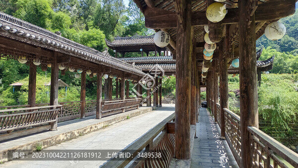 夷水侗鄉(xiāng)的磨水廊橋特寫